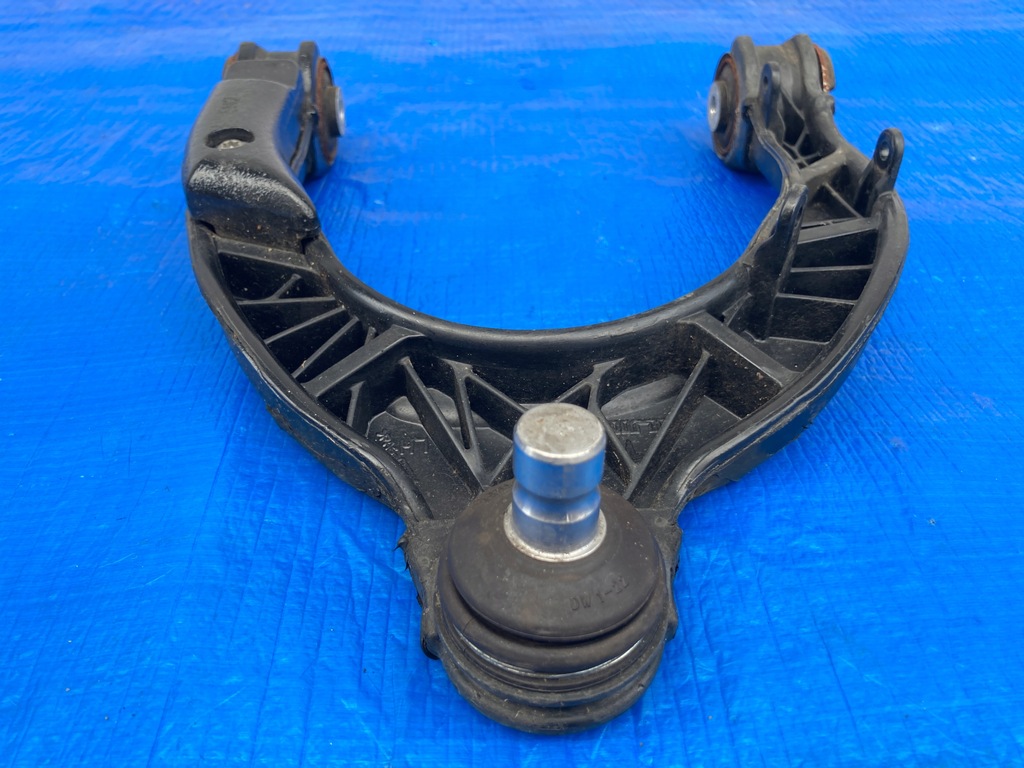 фото №6, Важіль лівий передній верхній tesla model 3