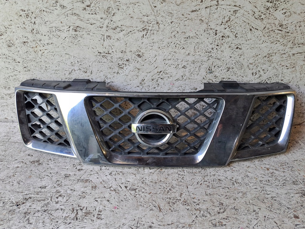фото №1, Nissan navara 310eb400 решітка радіатора решітка радіатора радіатора