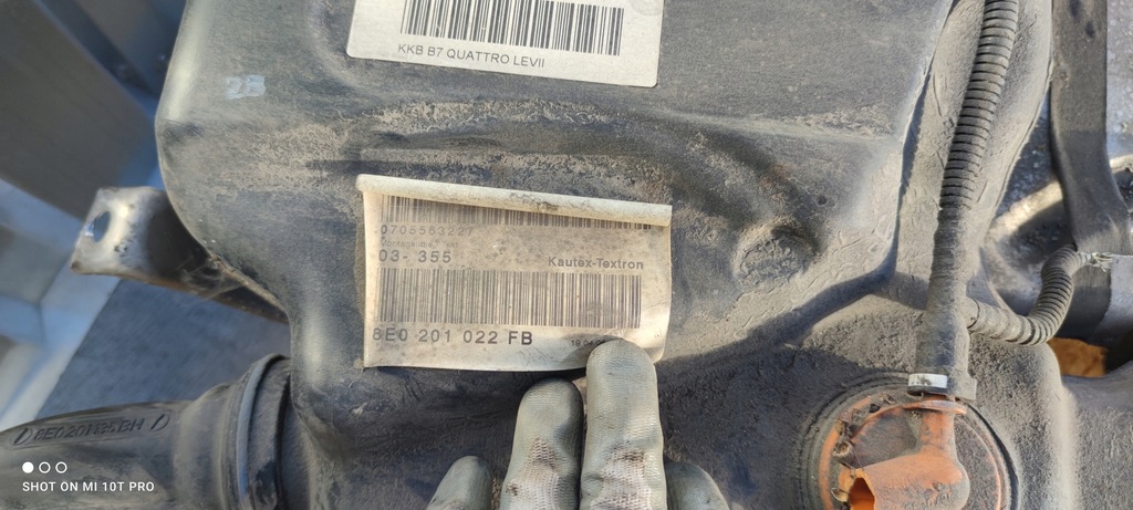 фото №11, Bak бак пального audi a4 b7 quattro 8e0201022fb