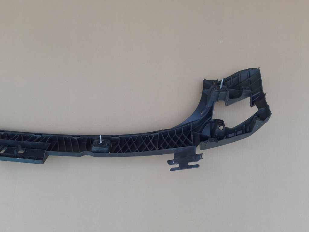 фото №10, Audi q3 sportback напрямна бампера задня середній