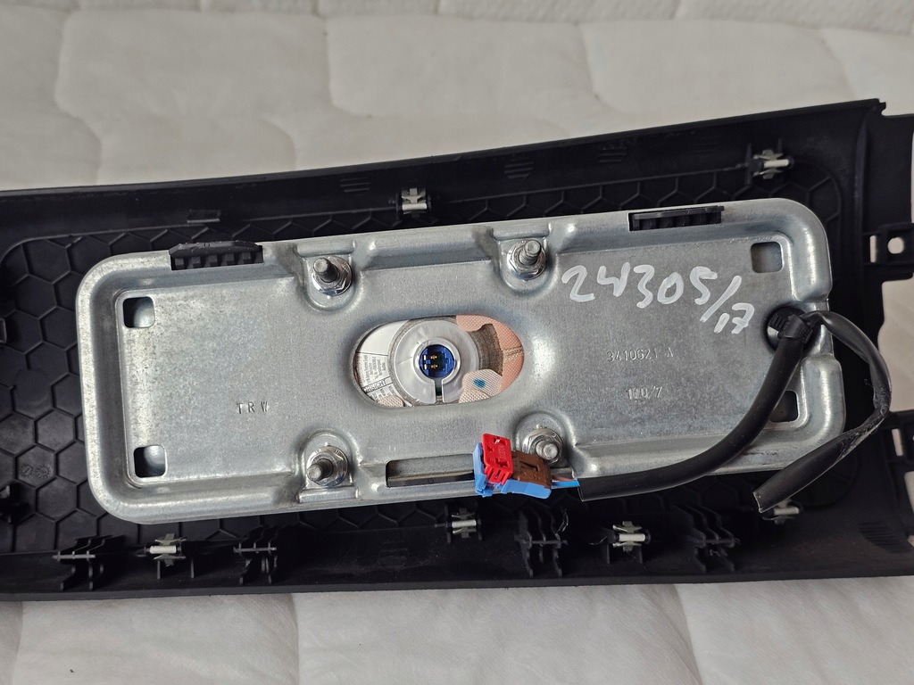 фото №10, Подушка повітряна подушка безпеки пасажира захист заглушка dacia duster 985257447r