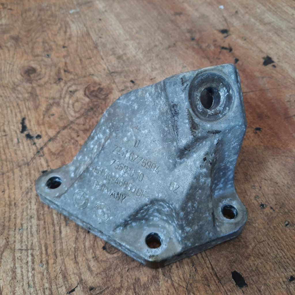 фото №1, Права кронштейн двигуна bmw 7 f01, f02 6775904 4.4l бензиновий 300kw 2009