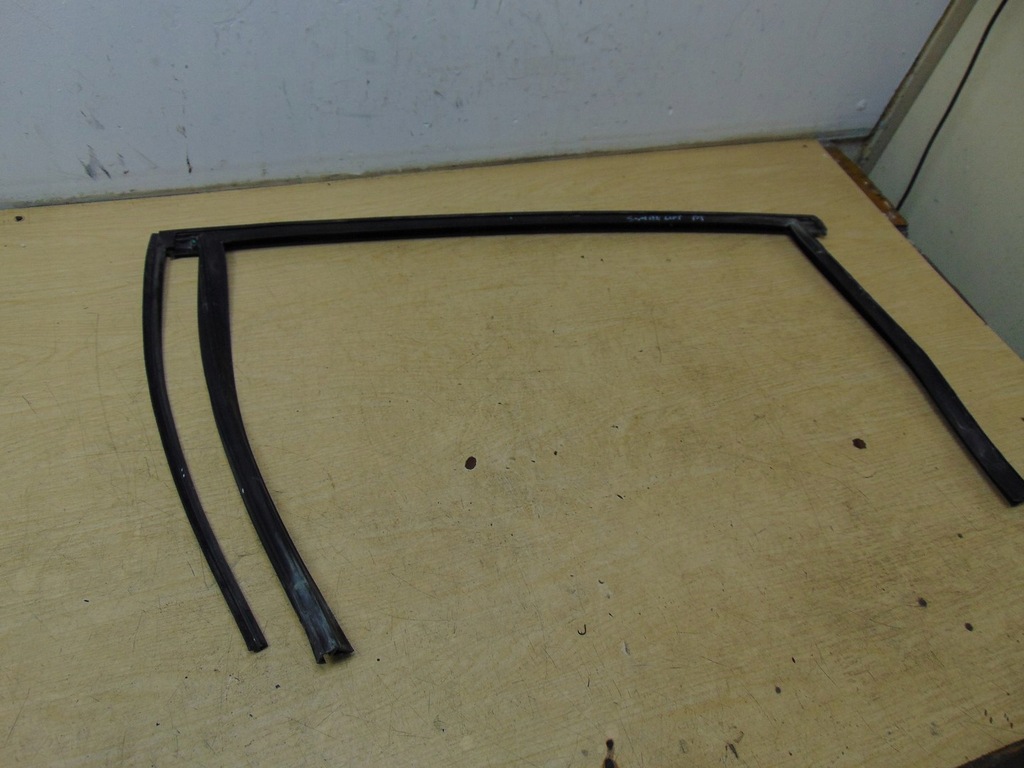 фото №8, Рамка прокладка стекло дверь правый задняя ford s-max mk1 lift am21-r25824