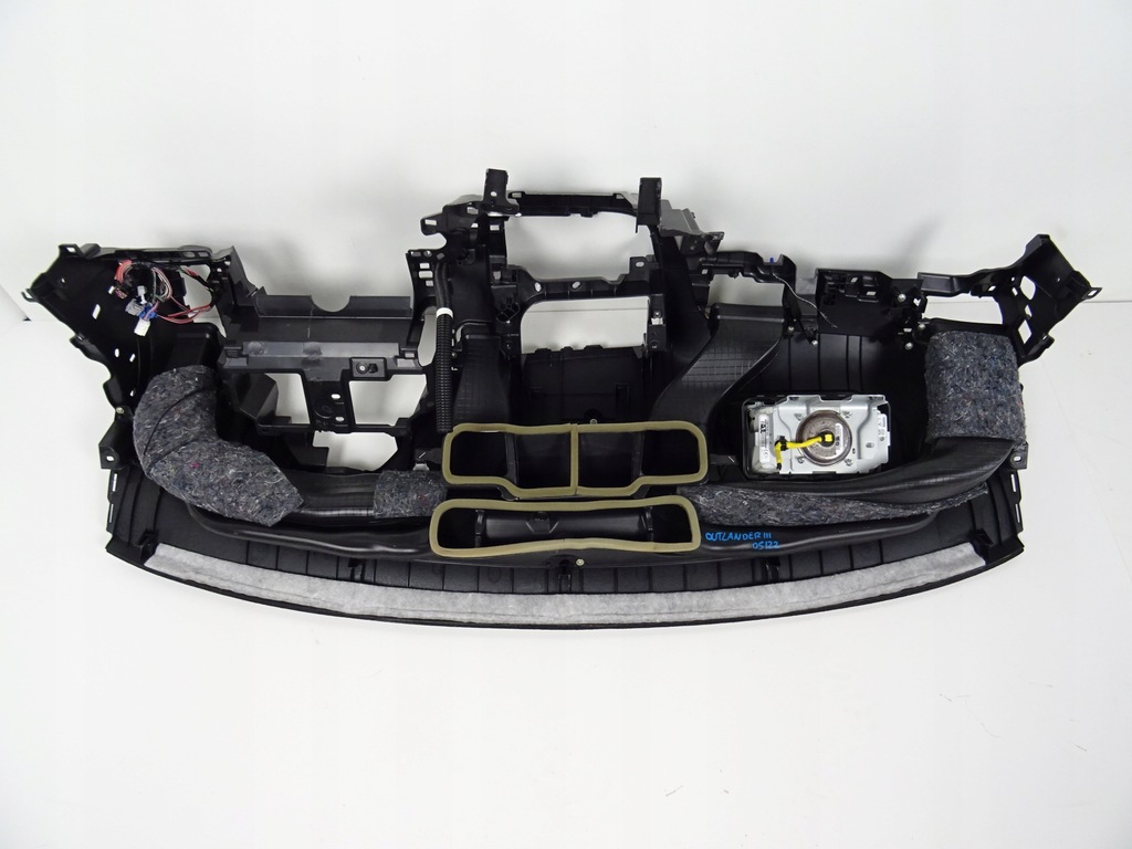 фото №10, Outlander iii lift консоль приборная панель приборная панель подушка безопасности подушки безопасности ремни