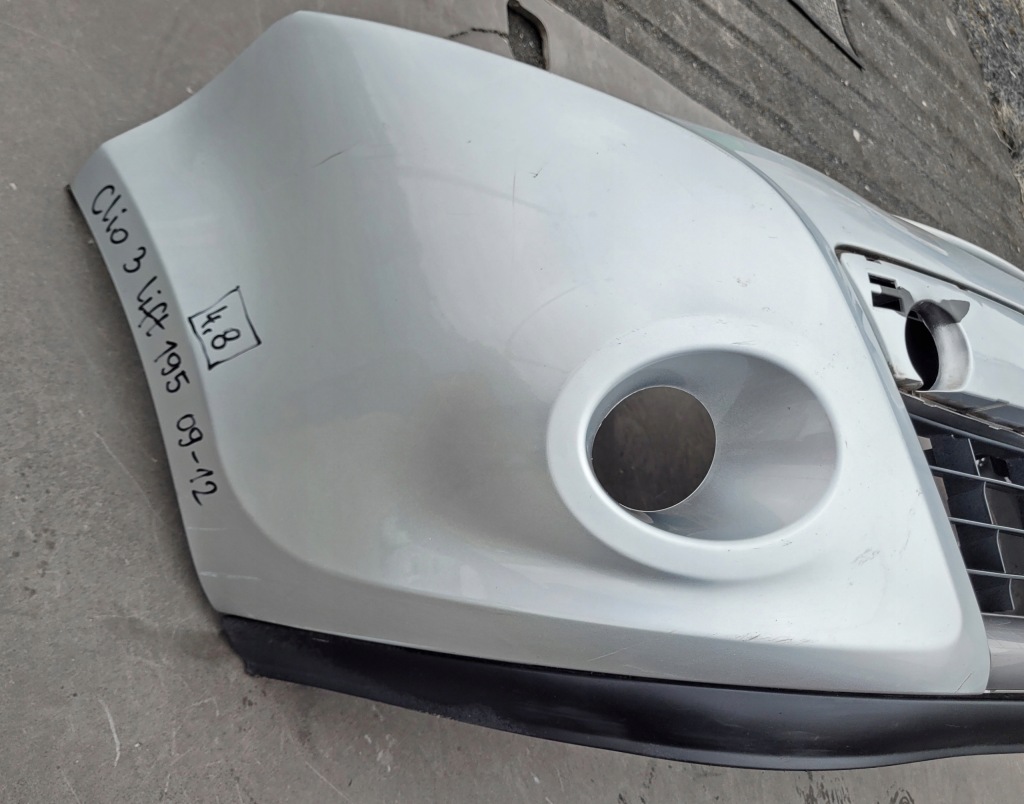 Бампер renault clio 3 - 195 przed liftem 2005-09 / lift 2009-12 Ціна