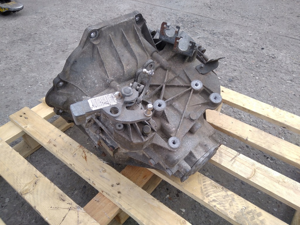 фото №1, Mini r60 countryman коробка передач передач 1.6d n47