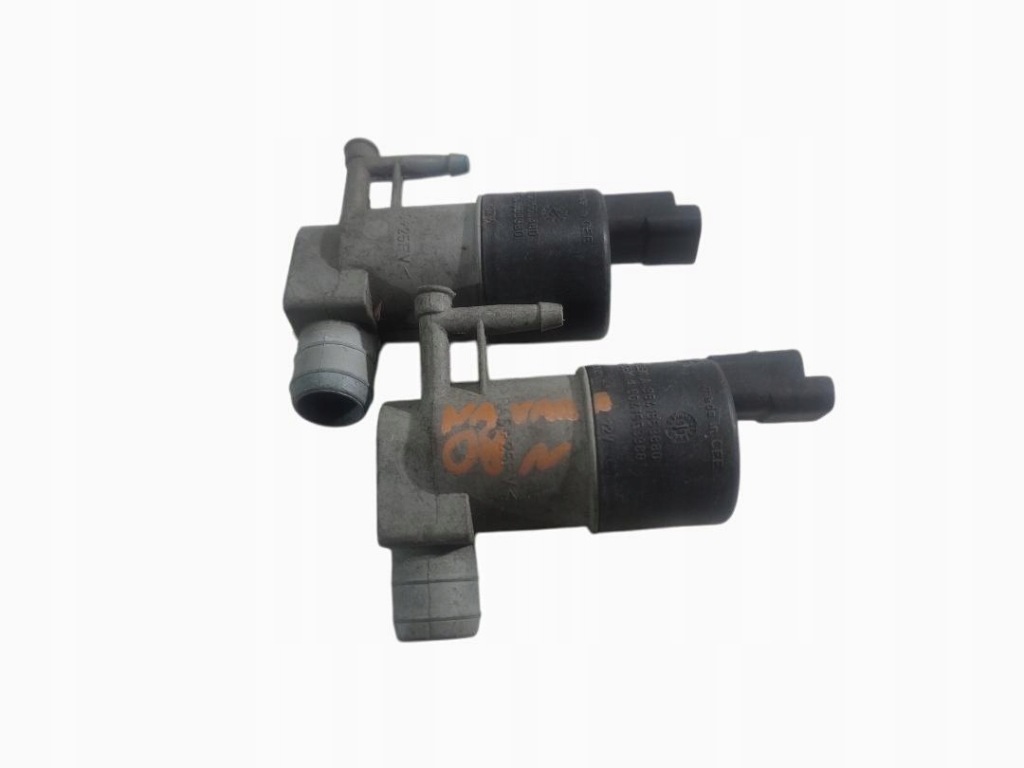 фото №1, Помпа распылителя nissan navara 9641553880