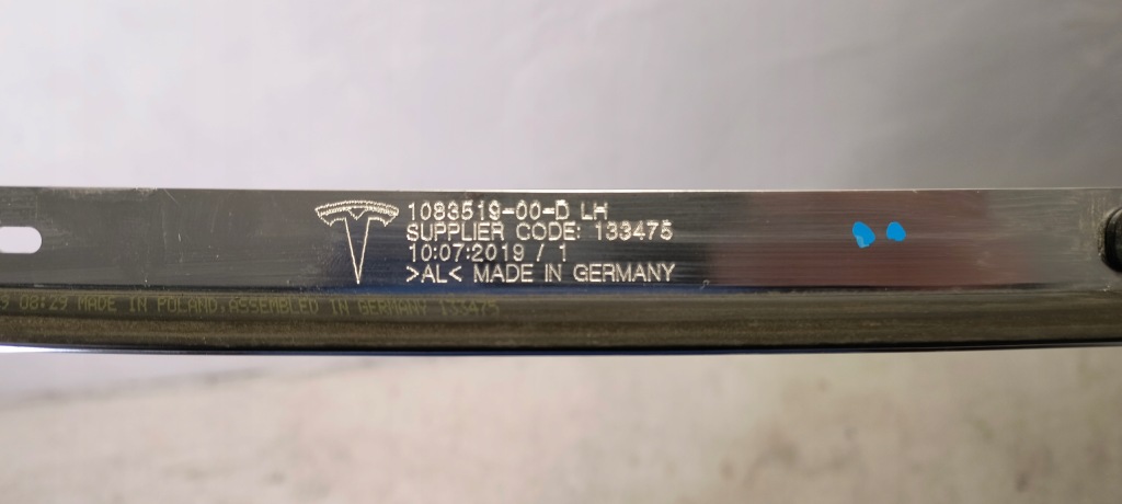 Молдинг кровельная хром левая tesla model 3 Доставка