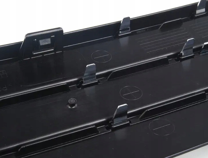 фото №8, Audi a7 sportback 4g передня частина номерний plate тримач 4g8807287t94