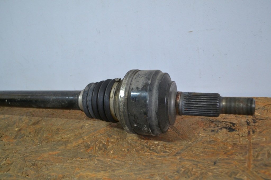 фото №4, Привідний вал задня touareg 7p audi q7 cayenne 7p0501201g