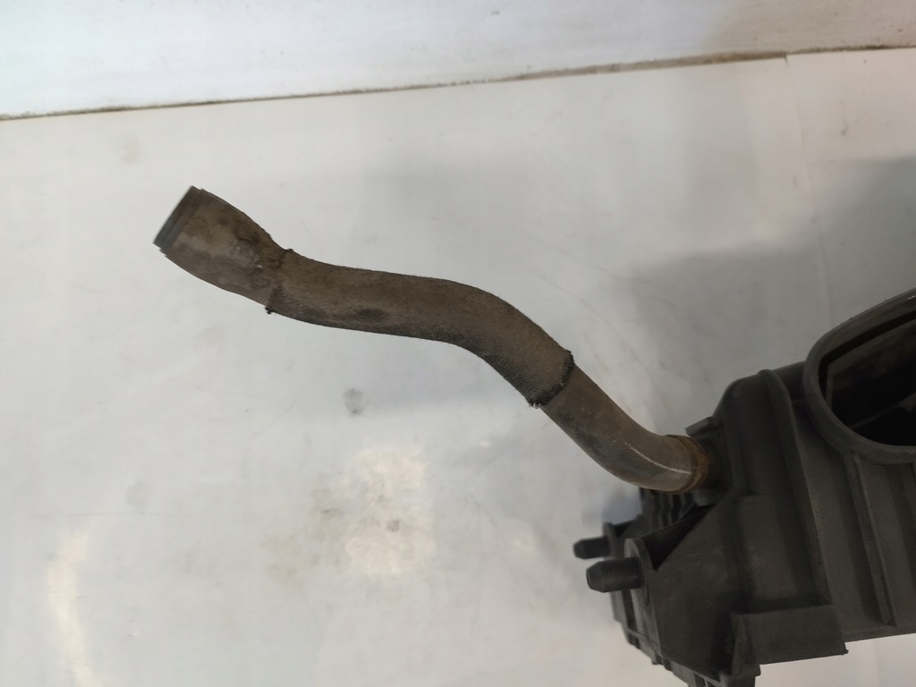 фото №12, Audi q7 4l 07r корпус фильтра воздуха