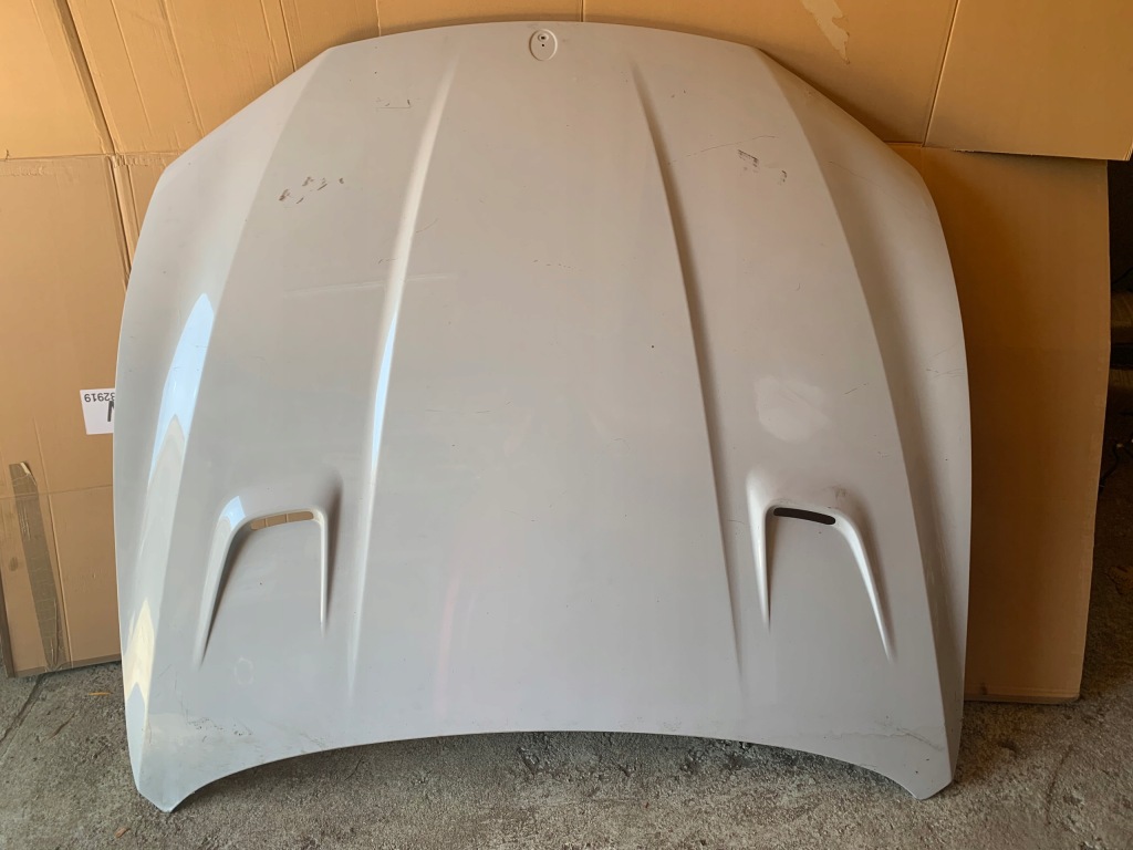 фото №1, Капот maserati levante trofeo lekko повреждённая naprawiona