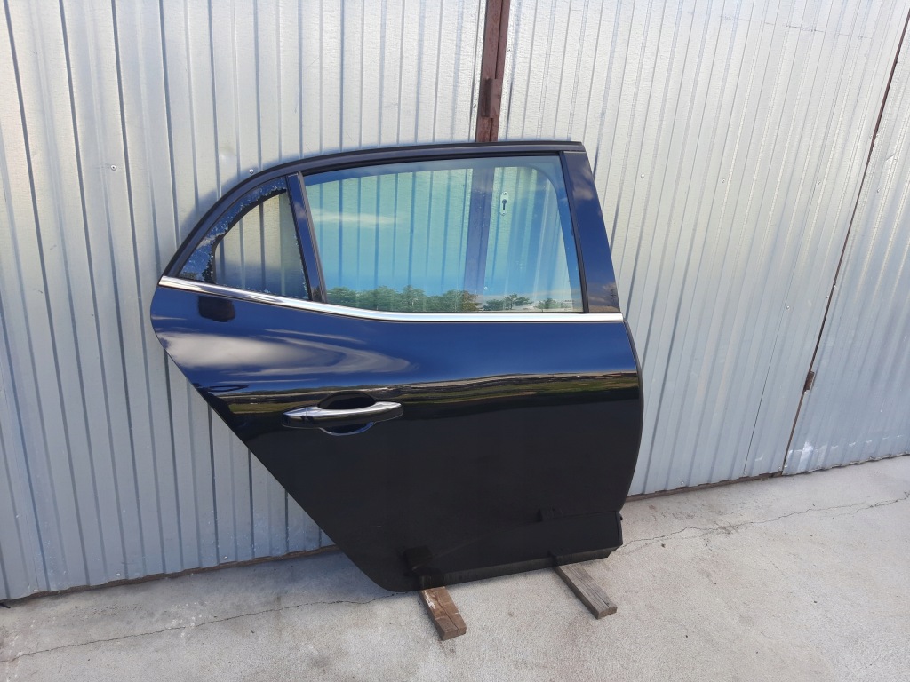 фото №1, Renault megane iv дверь правое задние правый задняя tegne hb