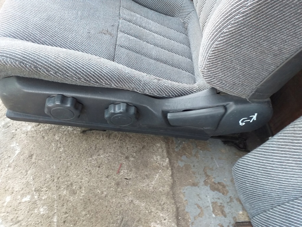 фото №6, Toyota celica v 5 сидіння сидіння заднє сидіння оббивка