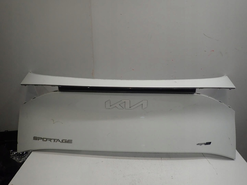 фото №1, Накладка крышки kia sportage v 2022- 87310-r2020