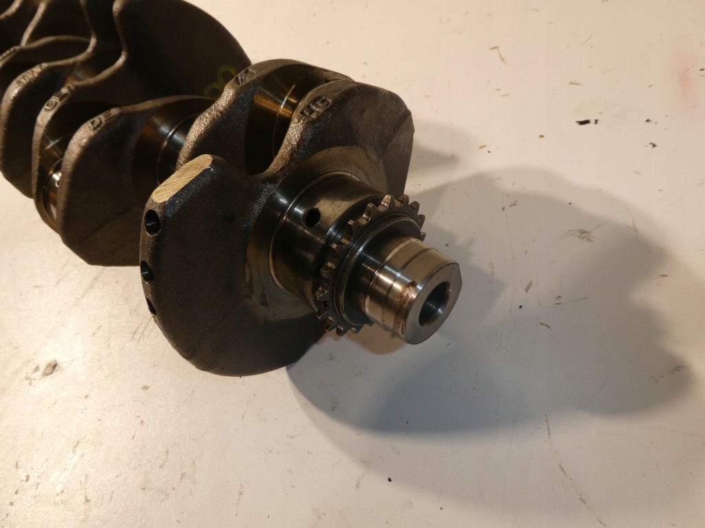 Купить Vw seat skoda audi wał коленчатый 038101aa cbb