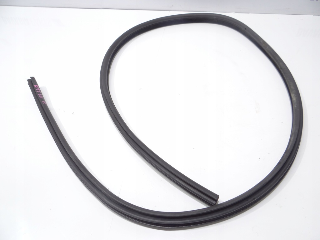 фото №2, Прокладка дверь правая bmw e93 lci cabrio