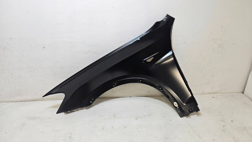 Крыло  перед передний правый  bmw x3 f25 оригинал новый Цена