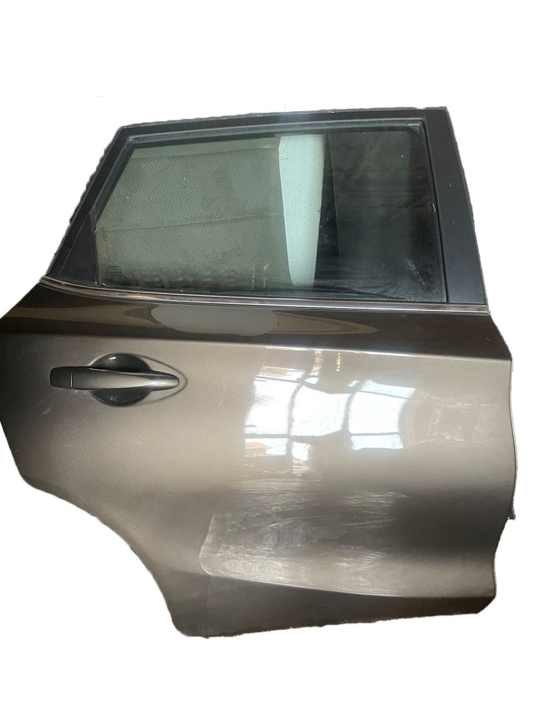 фото №1, Дверь задняя правое cap g nissan pulsar 14-18