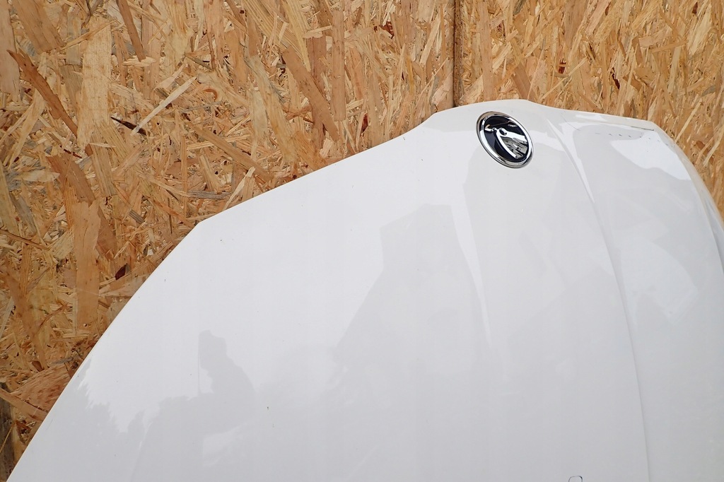 фото №9, Skoda octavia iv 2019- крышка капот двигателя