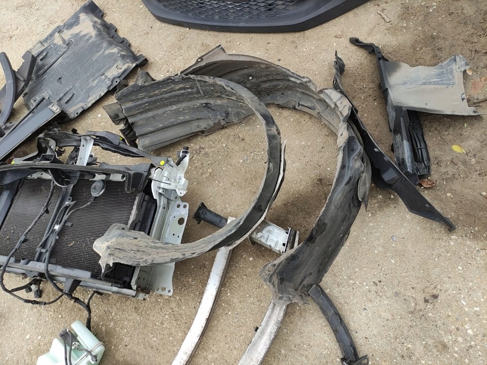 фото №8, Toyota chr ch-r перед kompletny