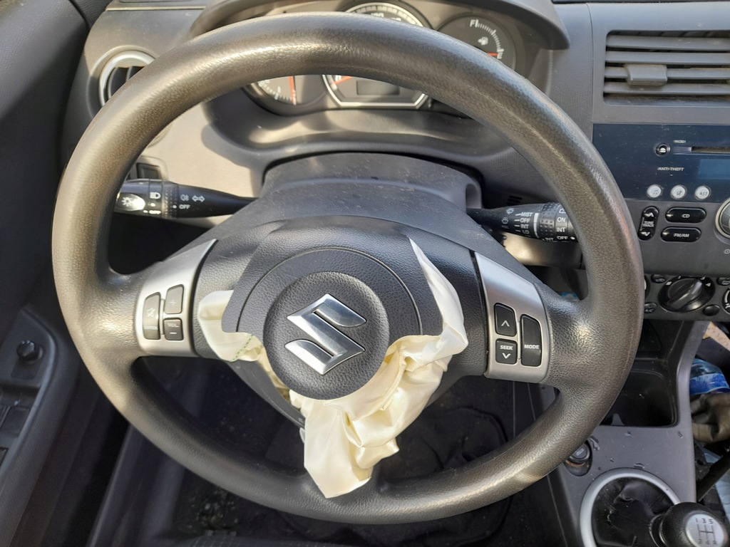 фото №11, Suzuki swift iv повітропровід