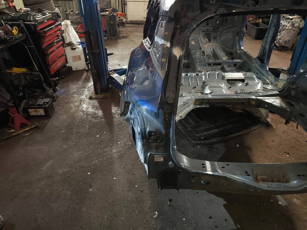 фото №10, Renault megane iv 2018 ліва сторона чверть задня