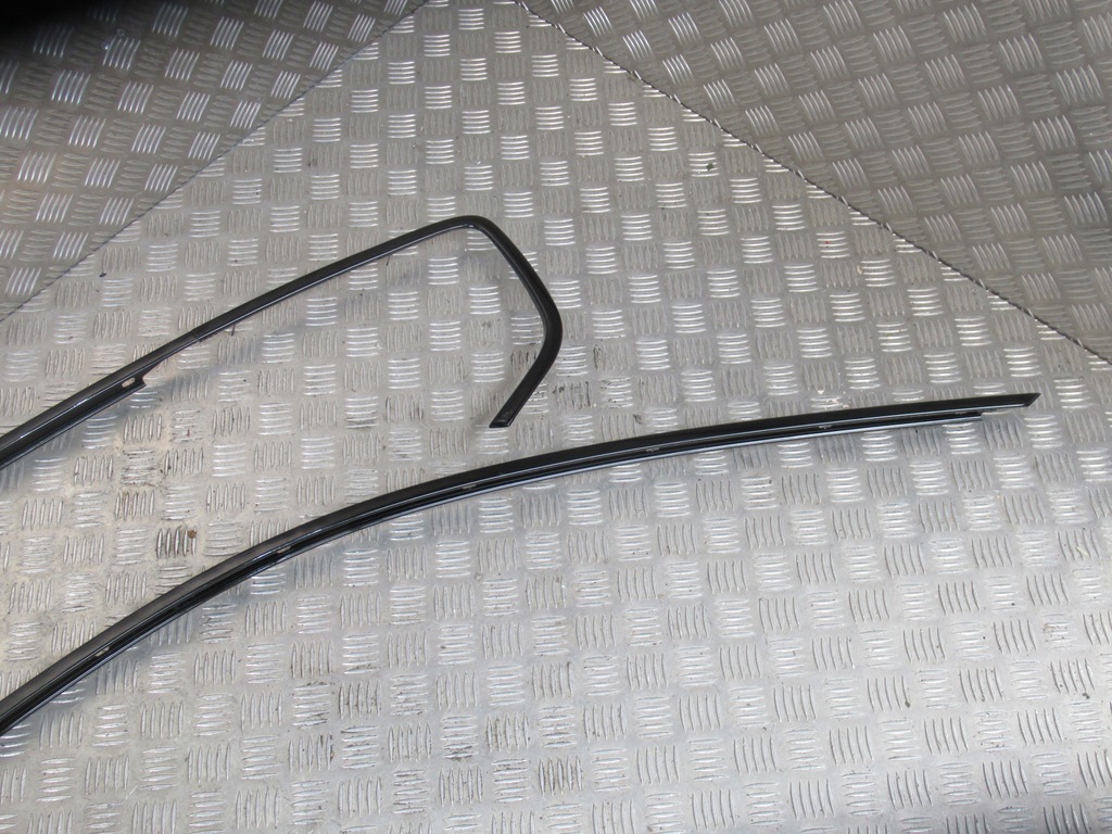 фото №4, Maserati levante молдинг кровельная левая shd