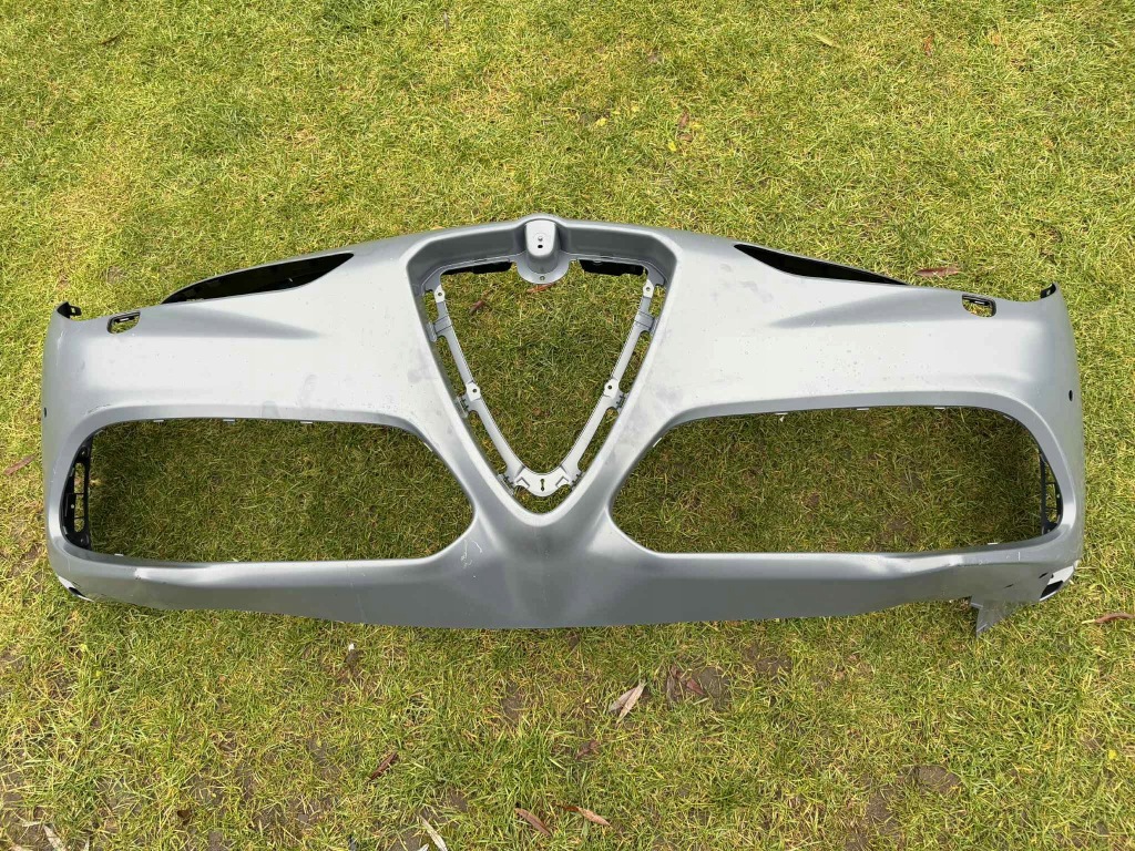 фото №1, Alfa romeo stelvio бампер перед передний оригинальный номер 7327