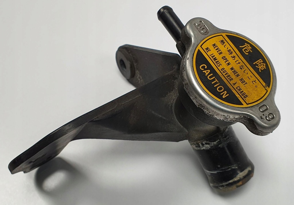 фото №1, Заливная горловина крышка радиатора toyota mr2 ii sw20 2.0 16v