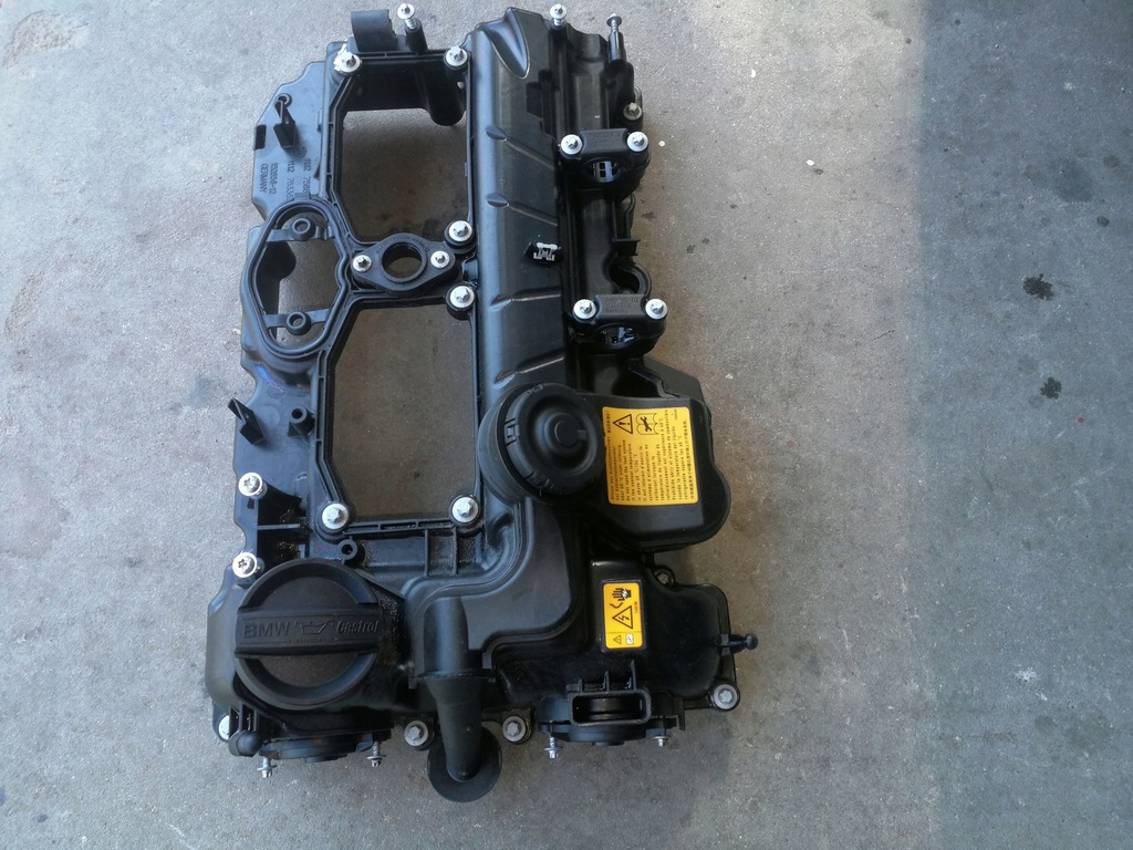 фото №4, Крышка клапанов 2.0i n20b20a bmw