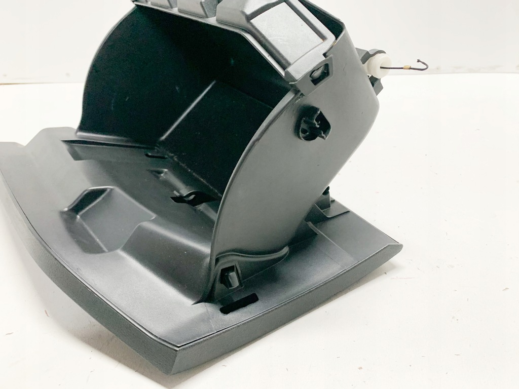 фото №9, Бардачок полка пассажира f1eba06044 ford focus mk3