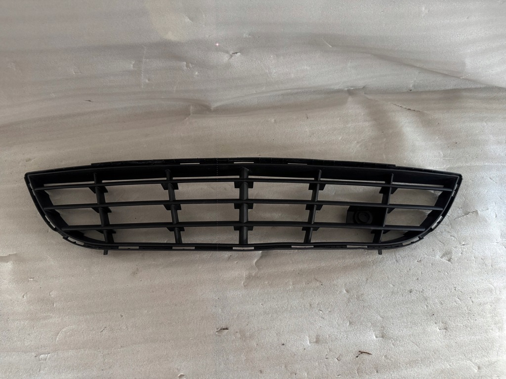 фото №1, Opel corsa решітка середня