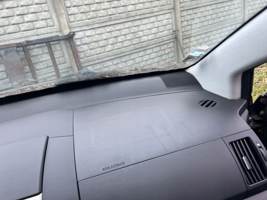 фото №3, Консоль панель приладів подушки безпеки ремені corolla verso ii