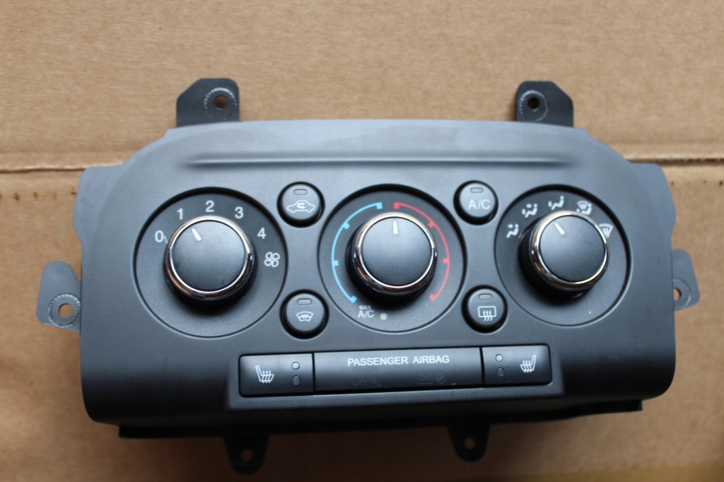 фото №1, Ford ka+ ka plus iii 2018 панель керування вентиляція підігрів сидінь