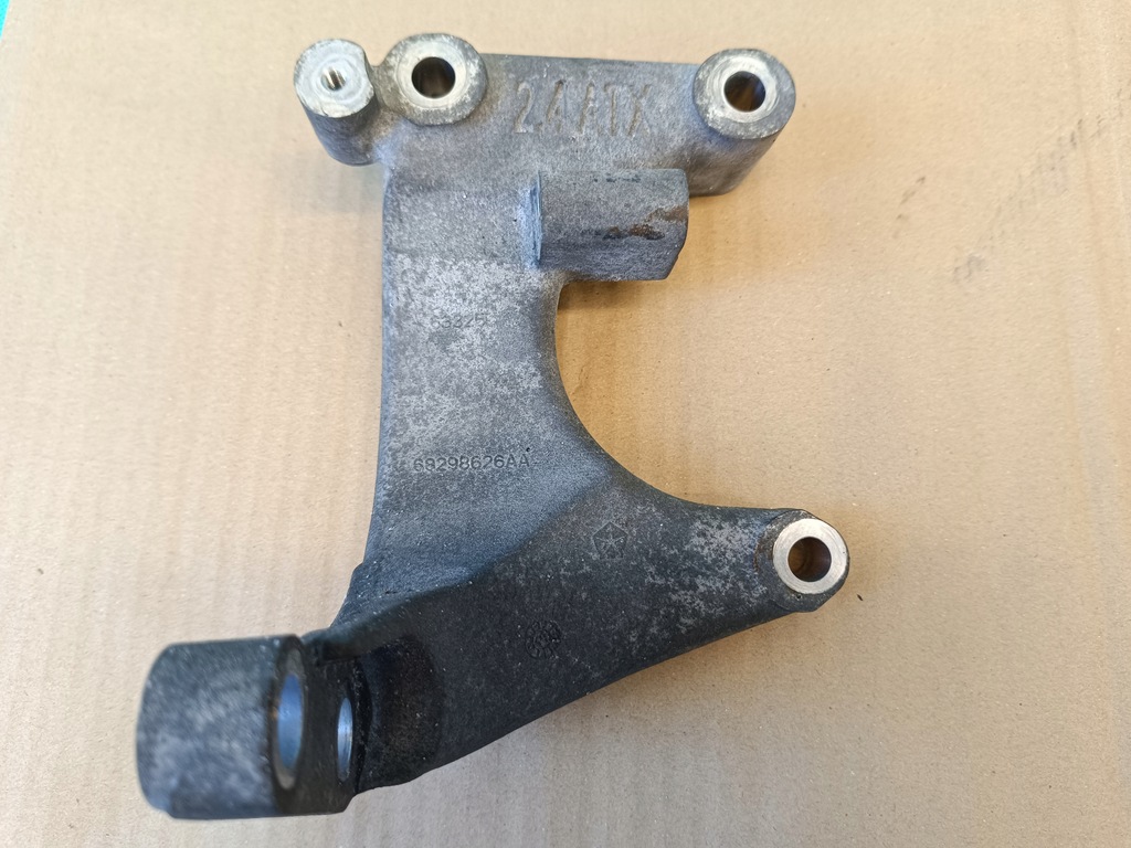 фото №1, Jeep compass 2 ii 2.4 pb 182km 4x4 2020 r кронштейн кронштейн двигуна 68298626aa