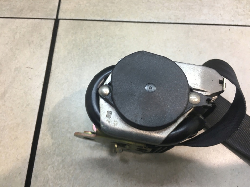 фото №4, Pas безпеки правий перед audi a4 b6 8e0857706b