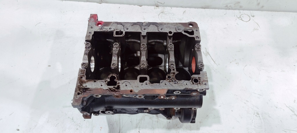 фото №10, Блок двигателя audi a4 b9 a5 deu 2.0 tdi 03n023a