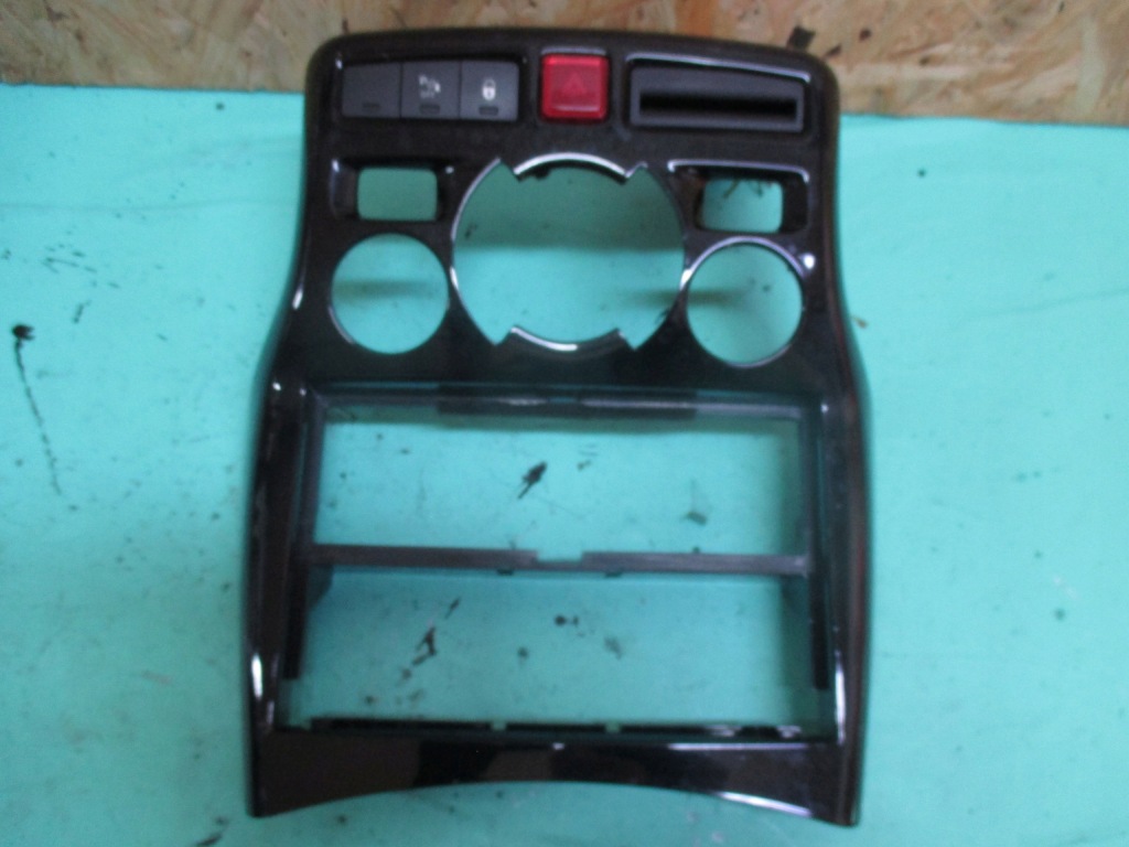 фото №1, Citroen c3 picasso 10r рамка радио панель 96628855