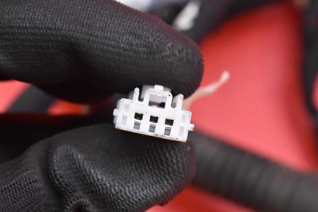 фото №12, Электропроводка жгут крышки 9835951980 peugeot 2008 2 ii 19-21