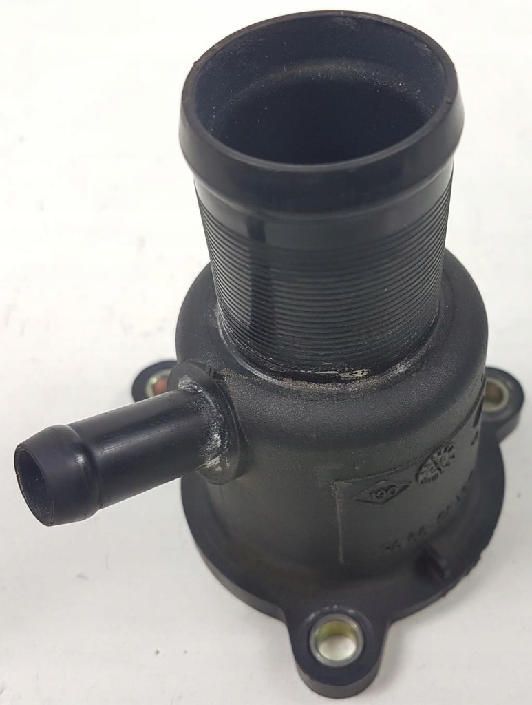 фото №1, Корпус термостата megane 1.6 16v 8200155515