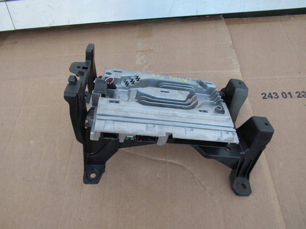 фото №2, Audi q7 усилитель радио 4m0035223a