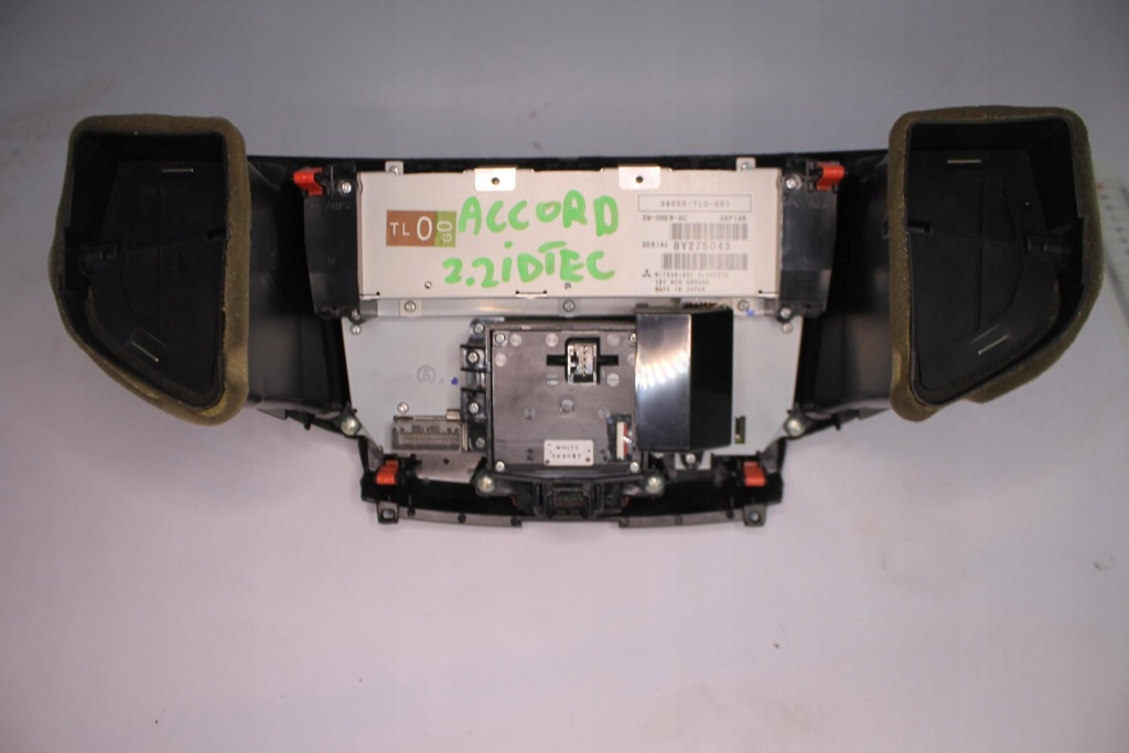 фото №3, Панель радио 39050-tl0-g01 honda accord viii 08-15