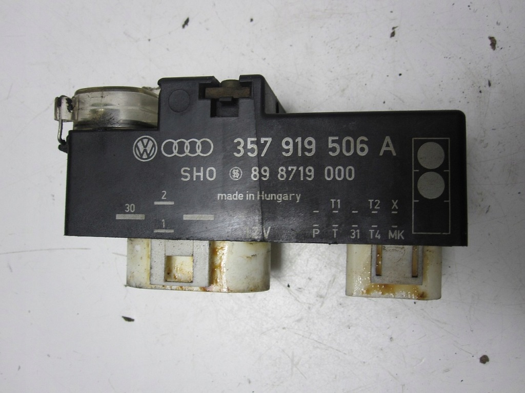 фото №1, Реле вентилятора vw golf iii 1.4tdi