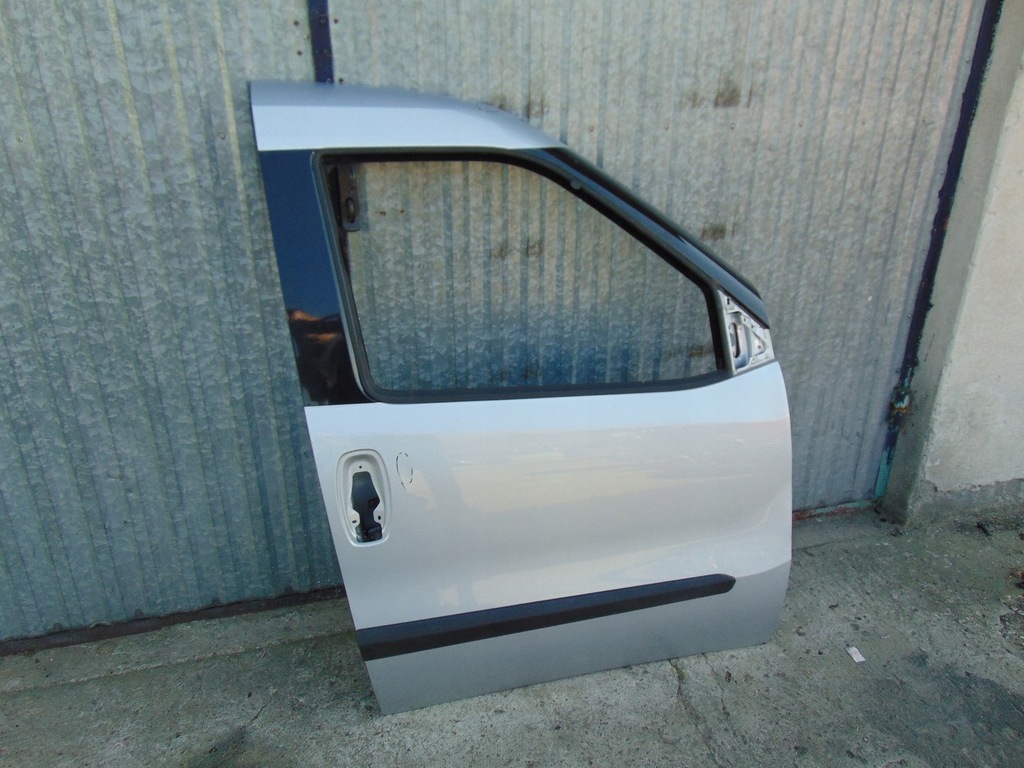 фото №6, Двері праве перед opel combo d 2010- fiat doblo ii колір сріблястий