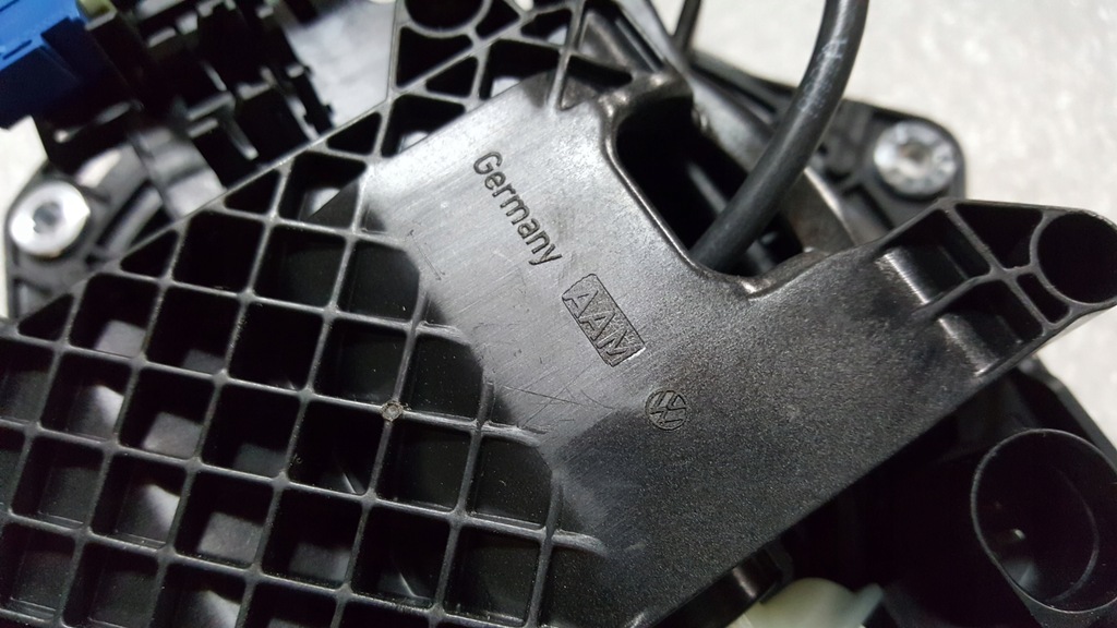 фото №10, Эмблема камера задняя vw arteon 3g0827469fk демонтаж