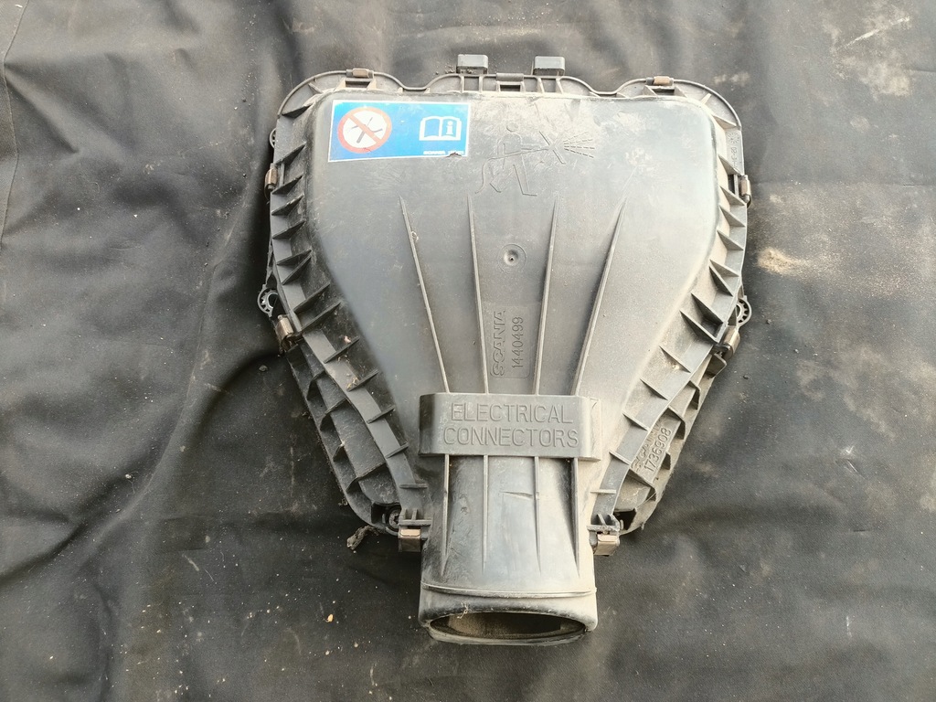 фото №1, Захист кришка електропроводка scania r 1440499