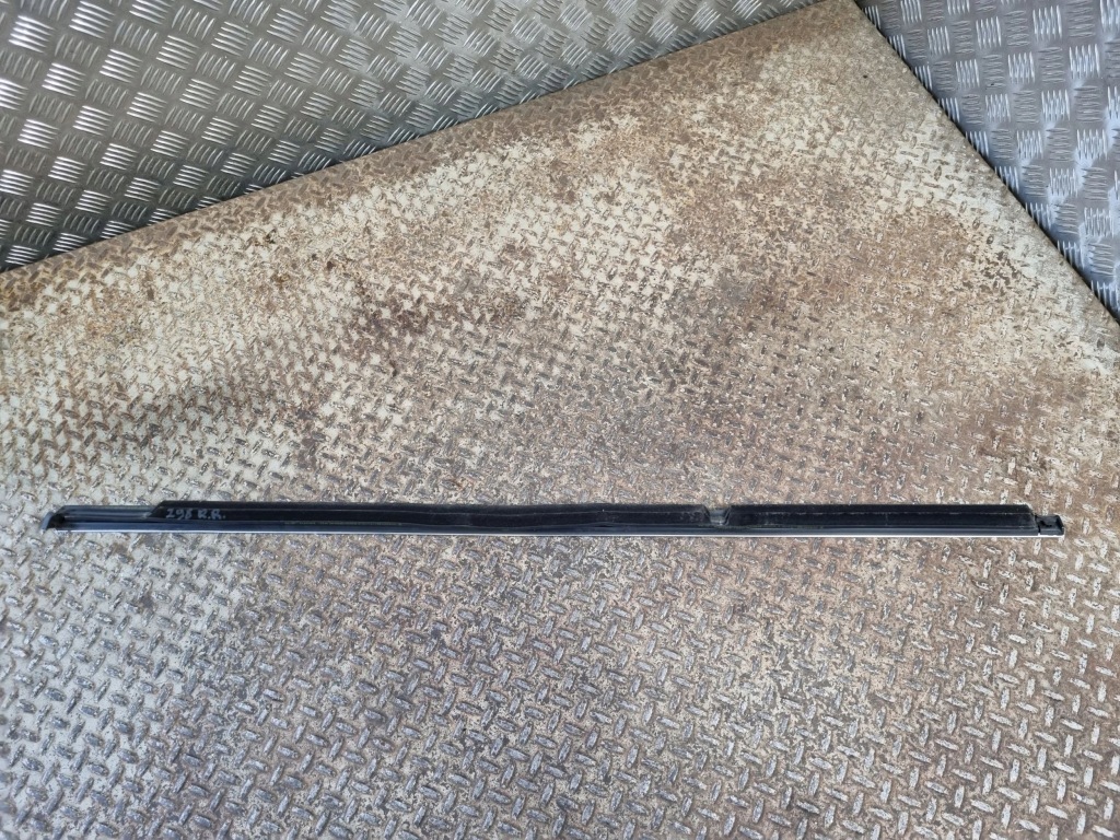 фото №6, 2021 mercedes-benz a w177 молдинг скло задній a1777350400