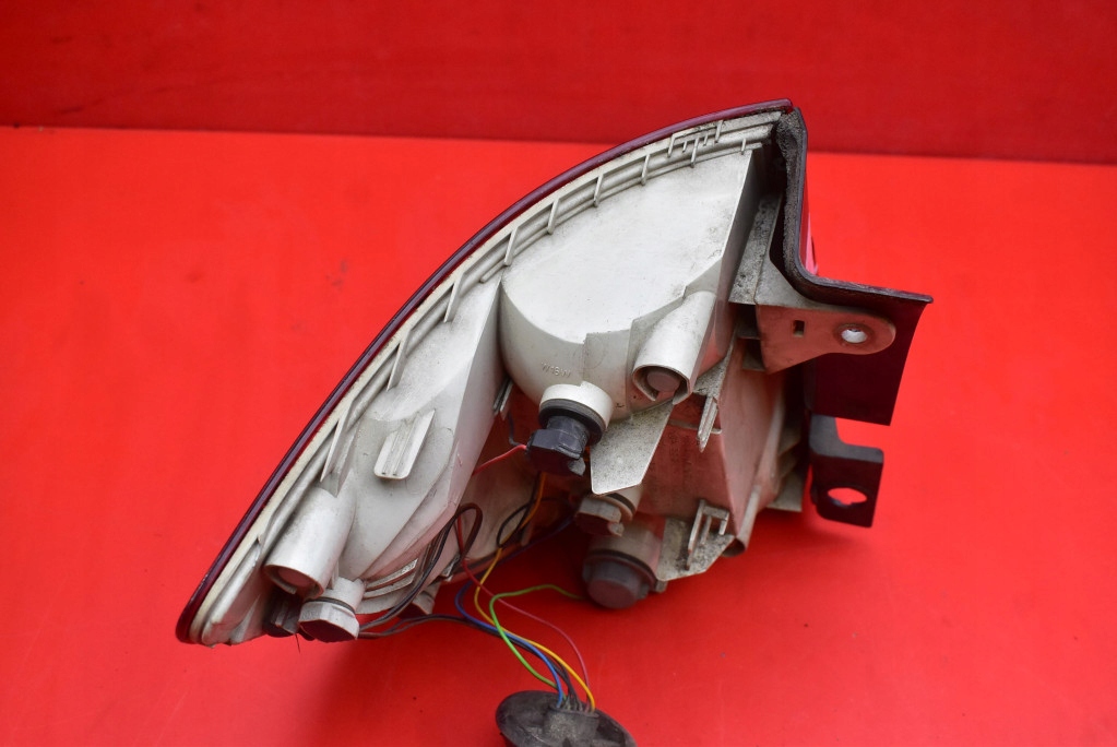 фото №7, Лампа правая задняя задняя 3t9945096r skoda superb 2 ii kombi 08-13