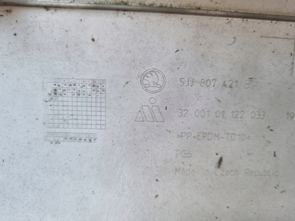 фото №6, Skoda rapid бампер задняя хороший состояние hb